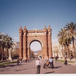 Barcelona - Arc de triomf 001.jpg