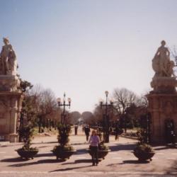 Barcelona - Arc de triomf 002.jpg